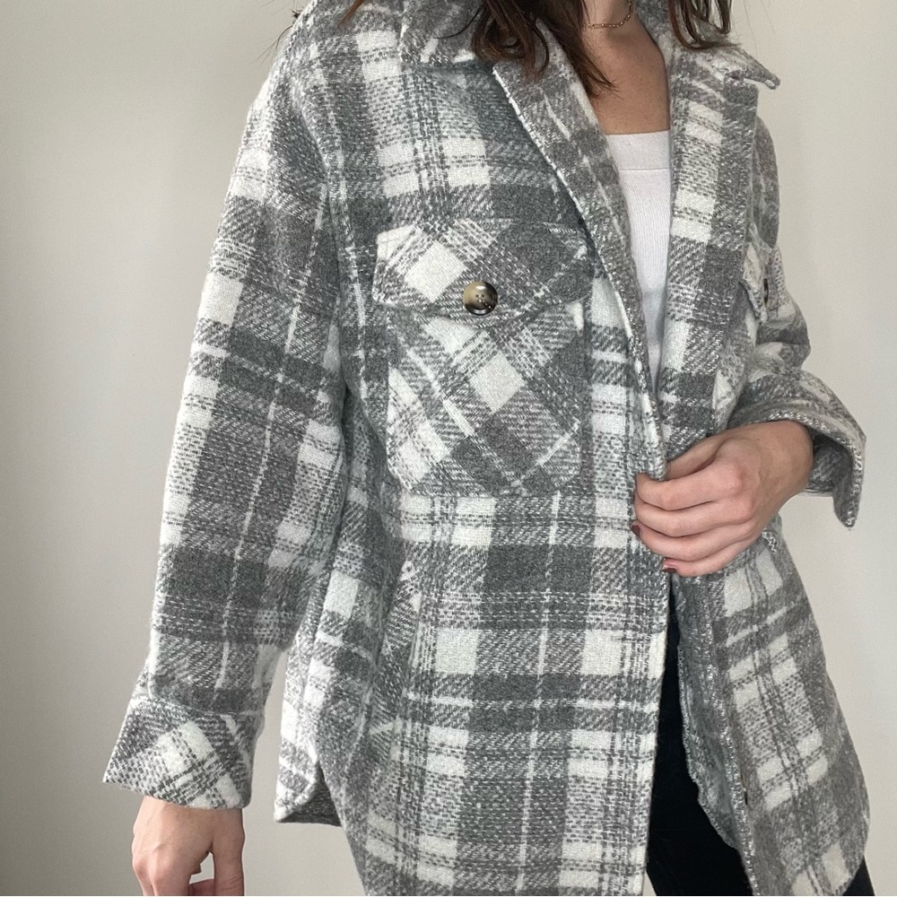Plaid Shacket Grey Size Small - image 2